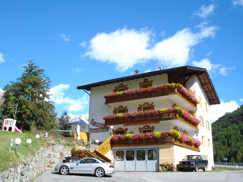 קורון ונוסטה Hotel Alpenfriede מראה חיצוני תמונה
