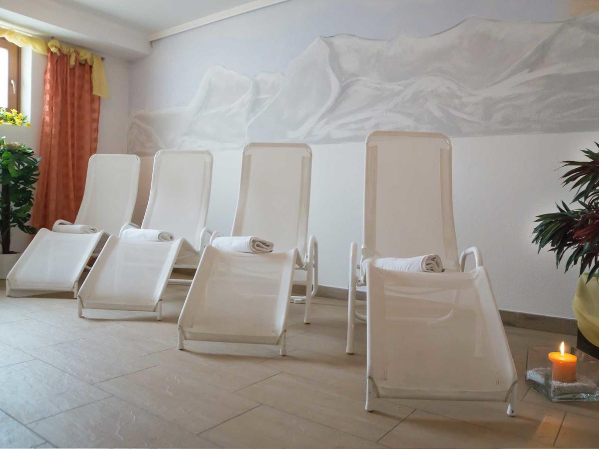 קורון ונוסטה Hotel Alpenfriede מראה חיצוני תמונה